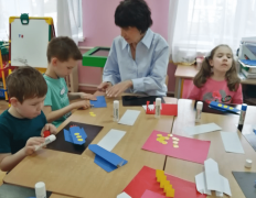 Занятия ко Дню космонавтики